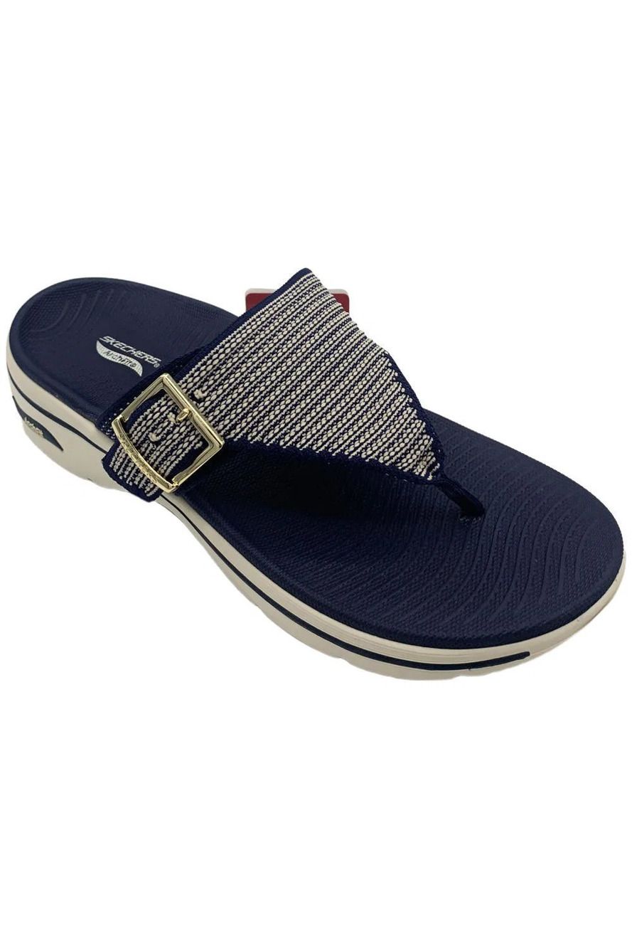 Skechers Women's Go Walk Arch Fit 2.0 Resort Day Sandals Navy/Multi - Medium